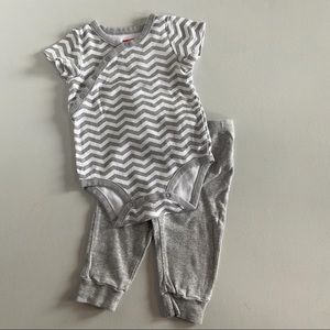 Skip Hop Bodysuit & Leggings Set